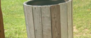 Projekty zo zvyškov dreva – nápady pre vašu záhradu